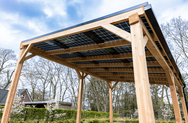 solar carport hout onderaanzicht
